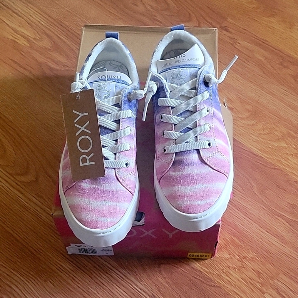 Roxy Gradient Pink and Purple Sneakers